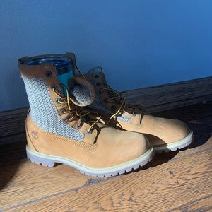 Womens Timberlands Size 9